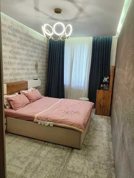 Продается  4х комнатная квартира, Район Сергели, Чайна Хаус, 0837
