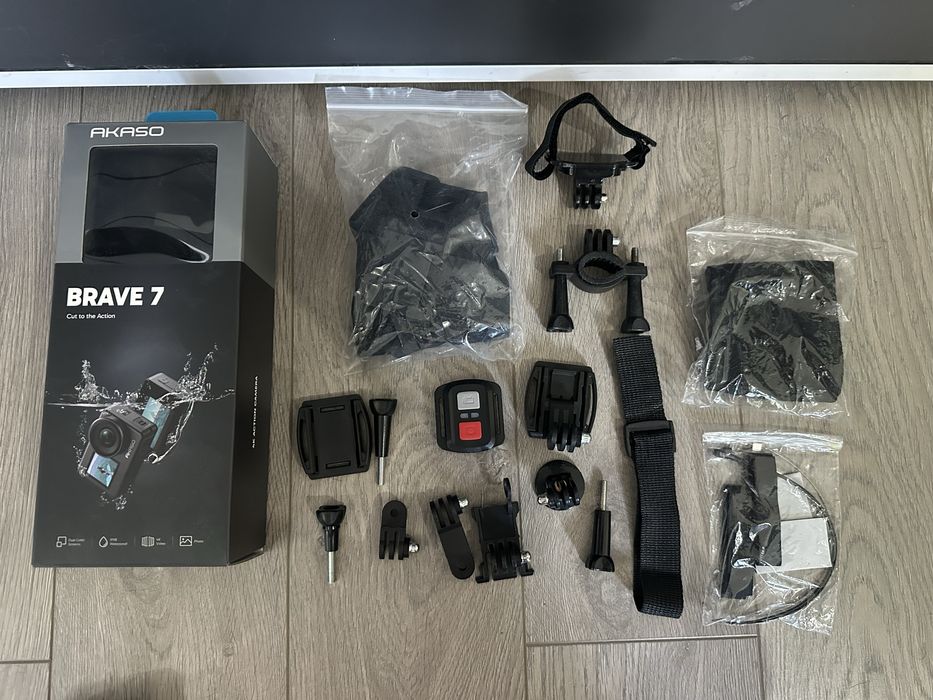 Екшън камера AKASO BRAVE 7 с карта 256 GB