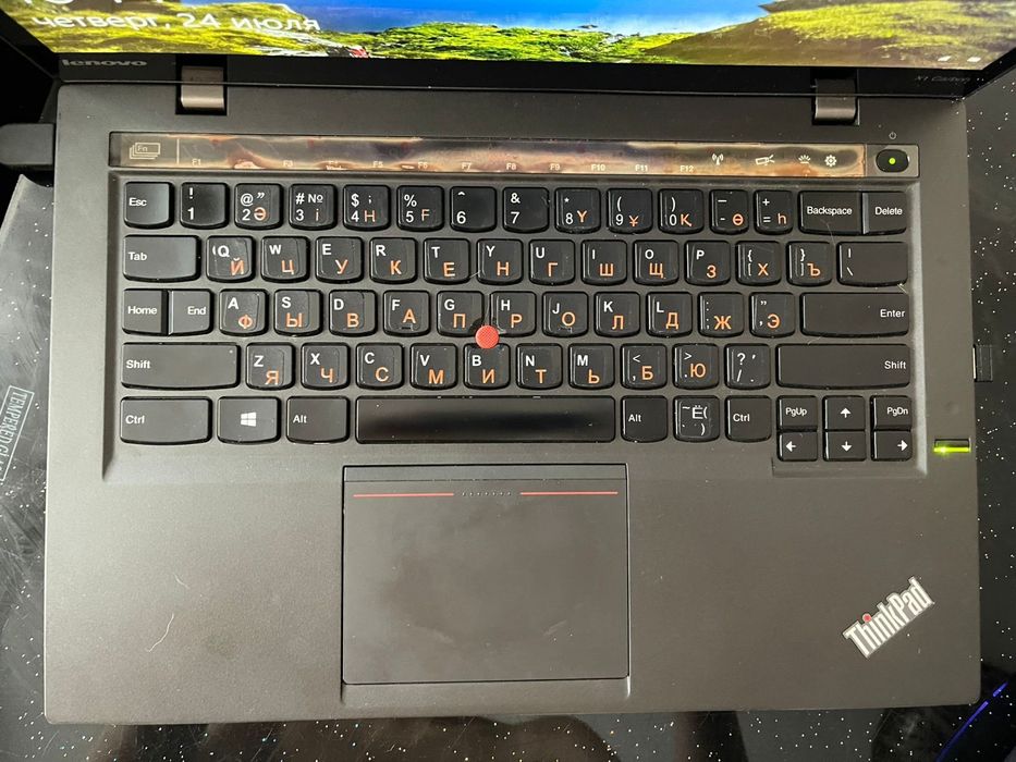 Продам ноутбук в отличном состоянии