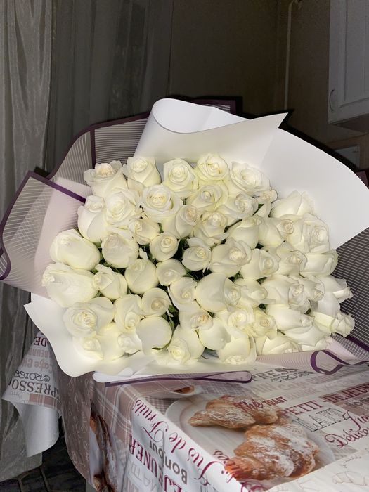 Букет 51 белых роз