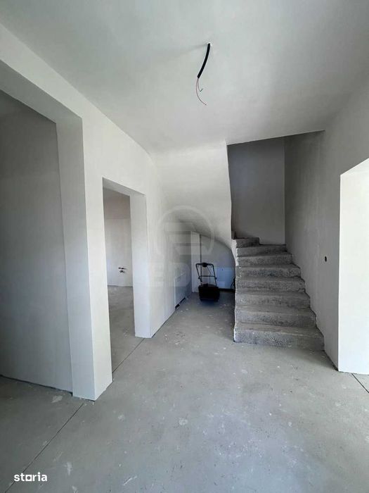 Casa Triplex De Vânzare În Florești – Confort Și Eleganță!