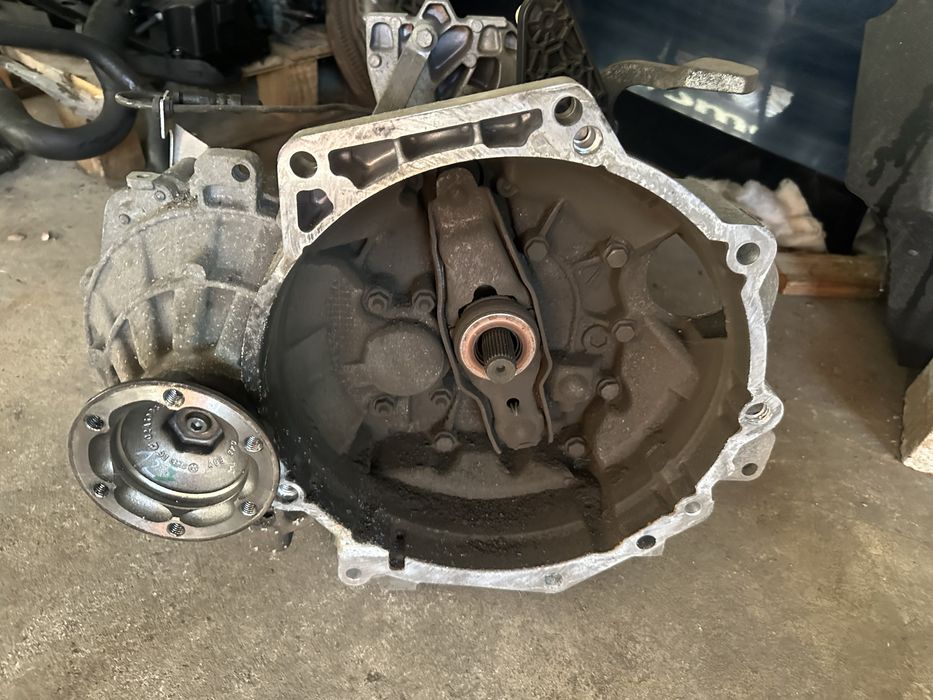 Ръчна скоростна кутия 1.8Т audi vw seat skoda 1.8t