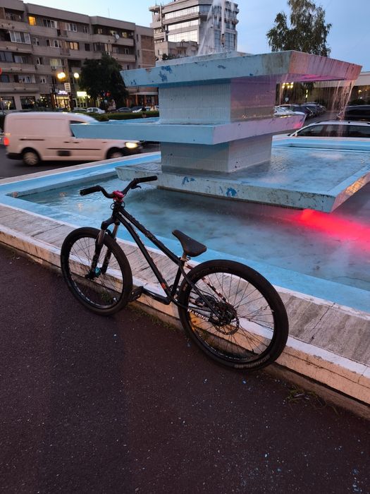 Vând UMF Hardy steel 2 dirt jumper