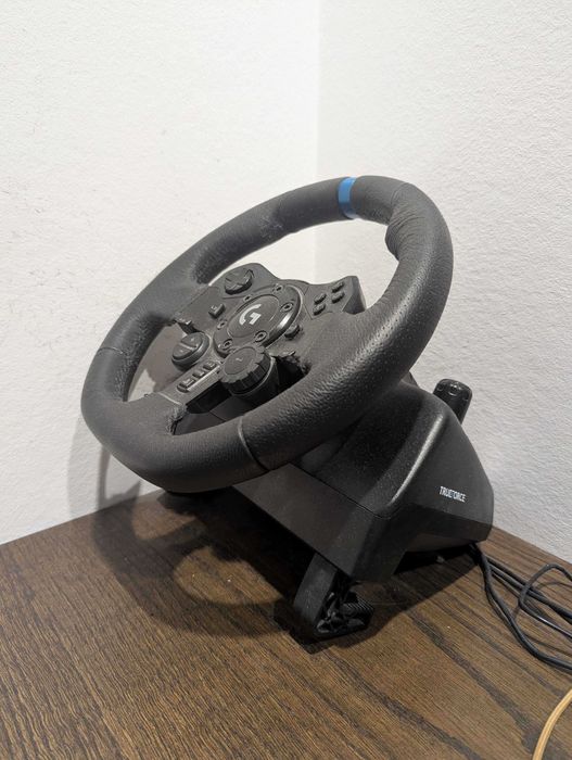 Logitech G923 True Force в идеальном состоянии