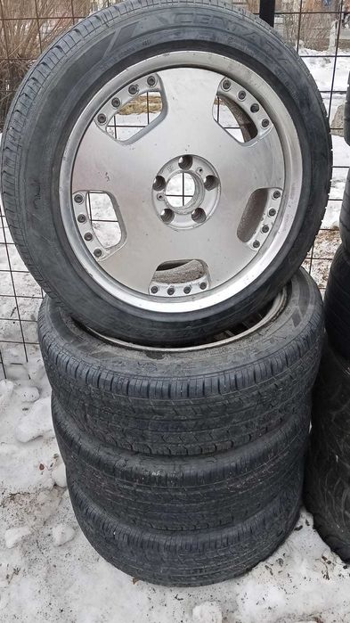 Продам шины 215/55R18