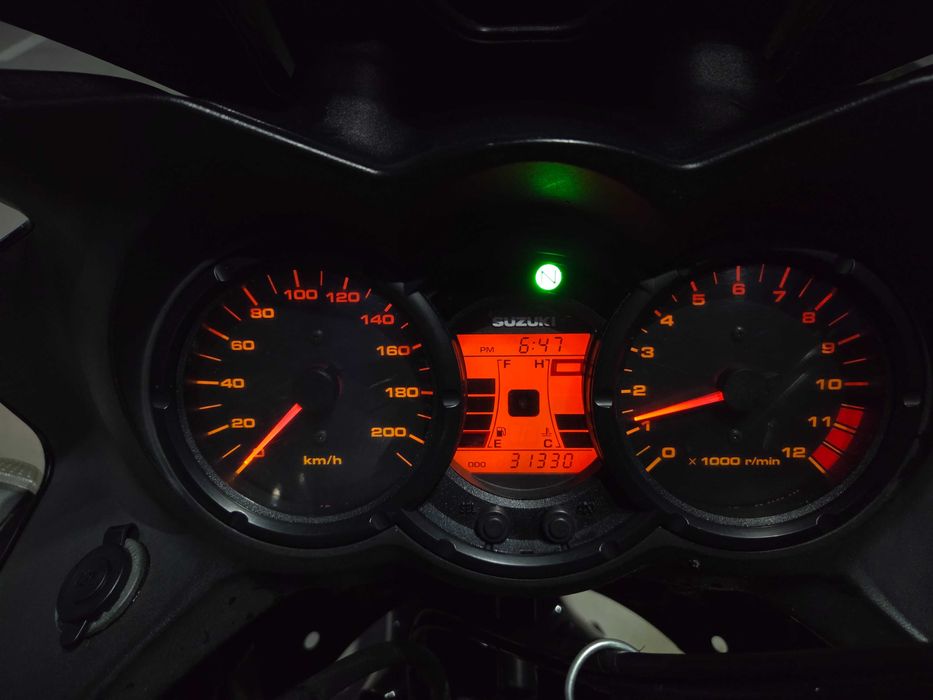 Suzuki V-Strom 650 DL – 2011 – Preț valabil doar în decembrie!