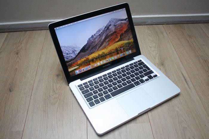 Apple MacBook Pro 13インチ (Mid 2011) Amazon.co.jp: Apple MacBook Pro Early 2011(13インチPro,4GB