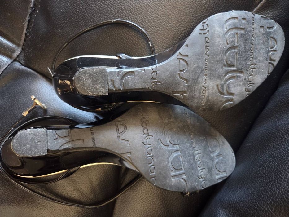 Дамски сандали черни