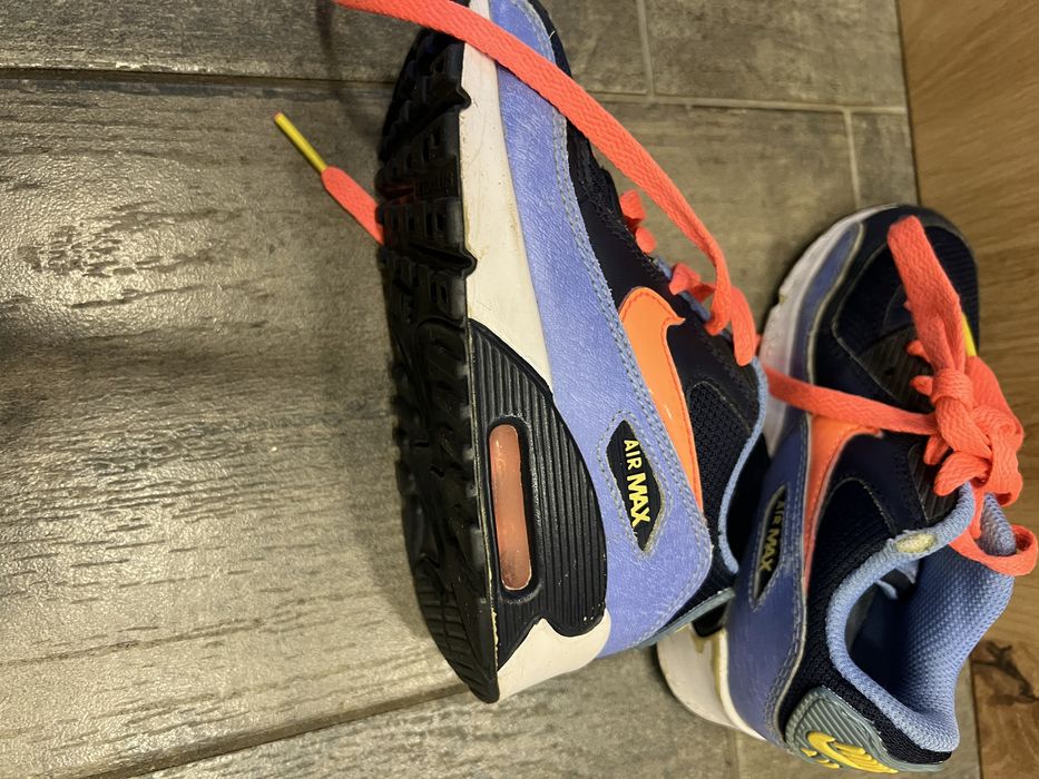 Nike маратонки 28 номер