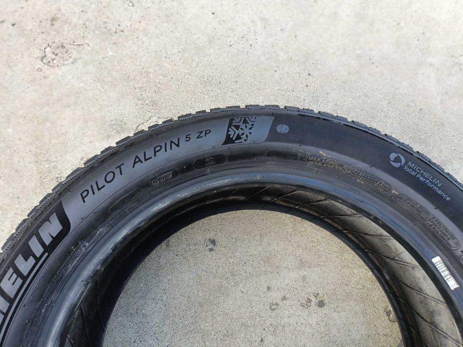 O anvelopa iarna 245 50 19 michelin pilot alpin 5 zp run flat 8 mm