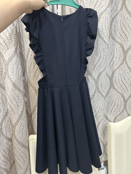 Продам школьный сарафан