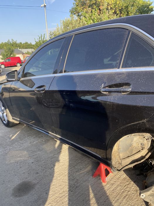 Aripă stânga spate Mercedes W212 Facelift