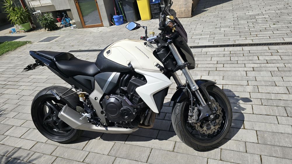 Vand Honda CB1000R
