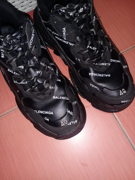Продам кроссовки Balenciaga и Dior