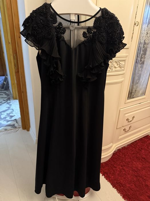 Rochie eleganta neagra