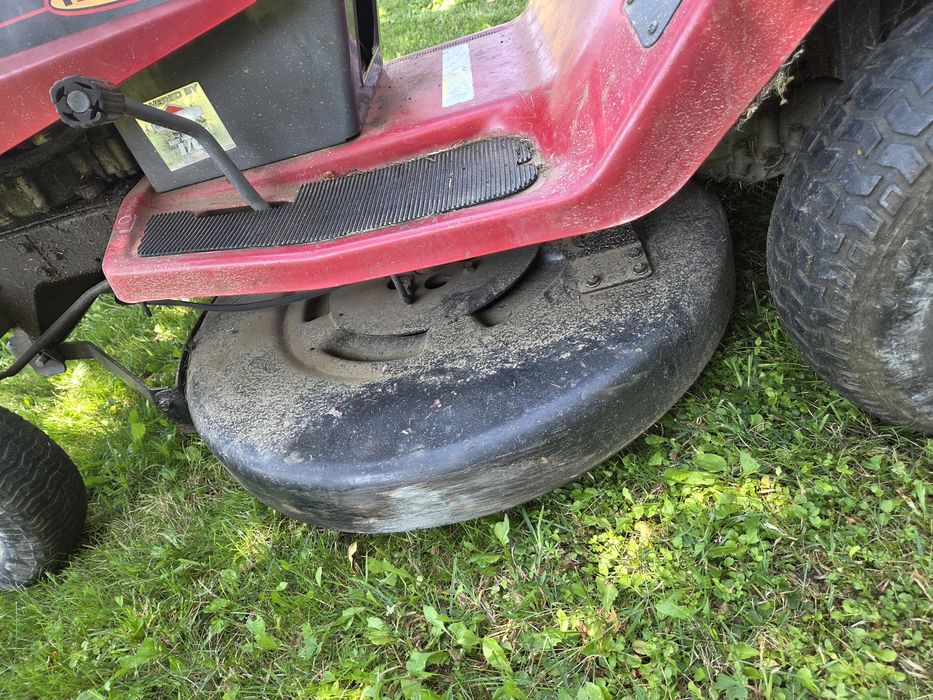 Tractoras gazon 13 cp