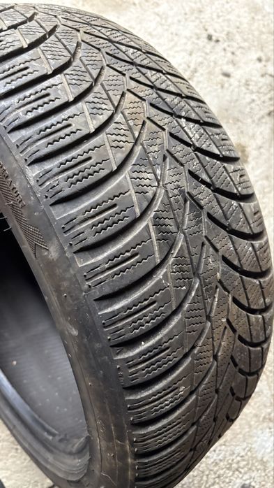 Anvelope iarna Lasaa 205/50 r17