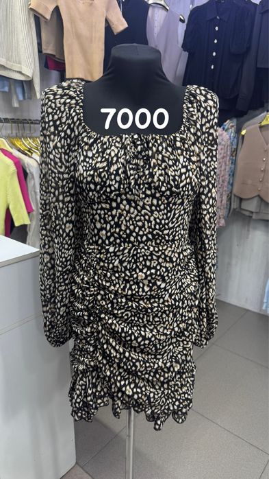 Платья по своей цене 50%