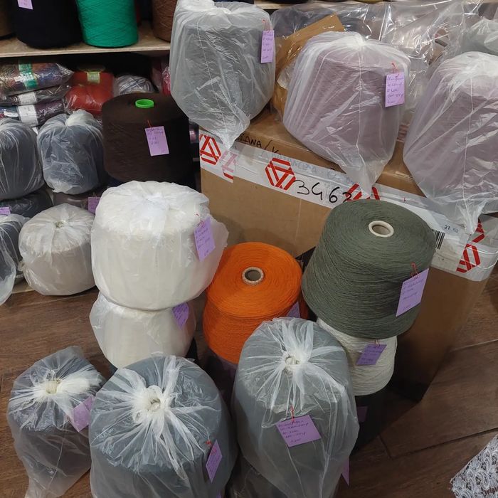 Пряжа. Беларусия. Италия.