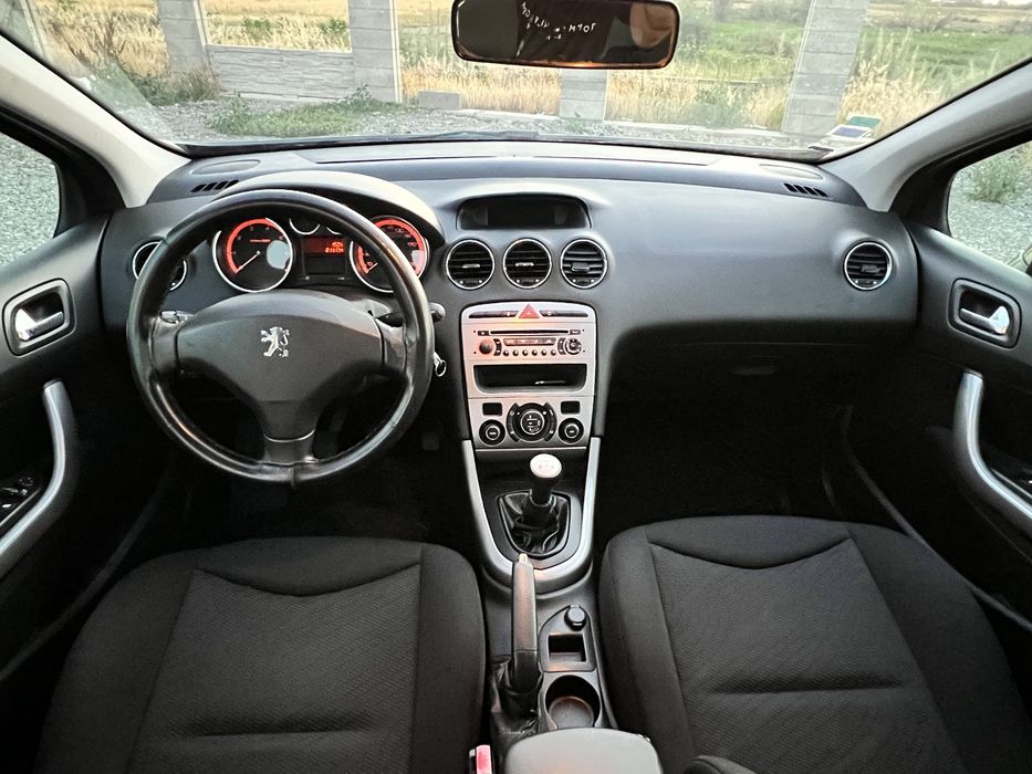 PEUGEOT 308 2012 — imagine 3
