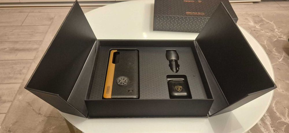 Vand OPPO Find X Lamborghini