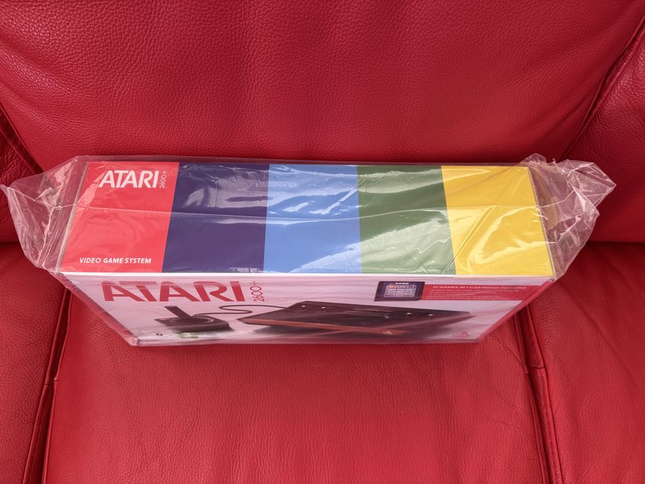 Atari 2600+ фабрично ново и запечатано