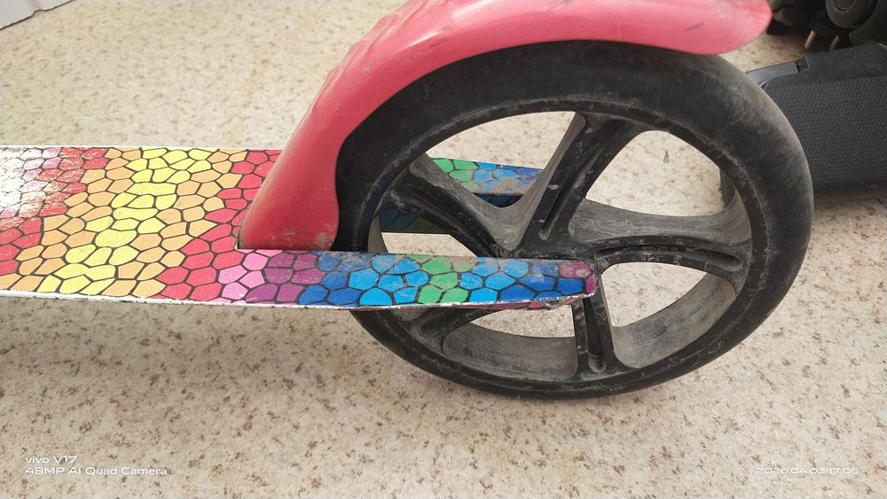 Самокат продам в хорошем состоянии