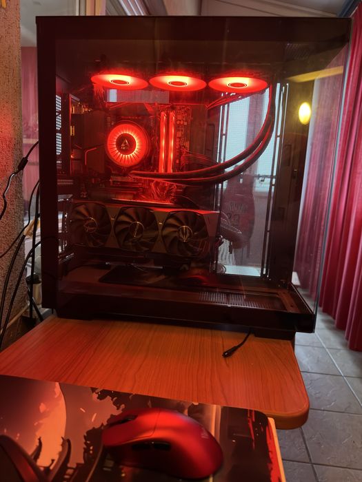 Геймърски компютър rtx 3090 ryzen 7 5700x3d