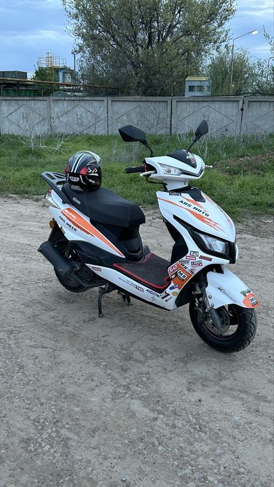 Скутер м8 ABS 150 куб