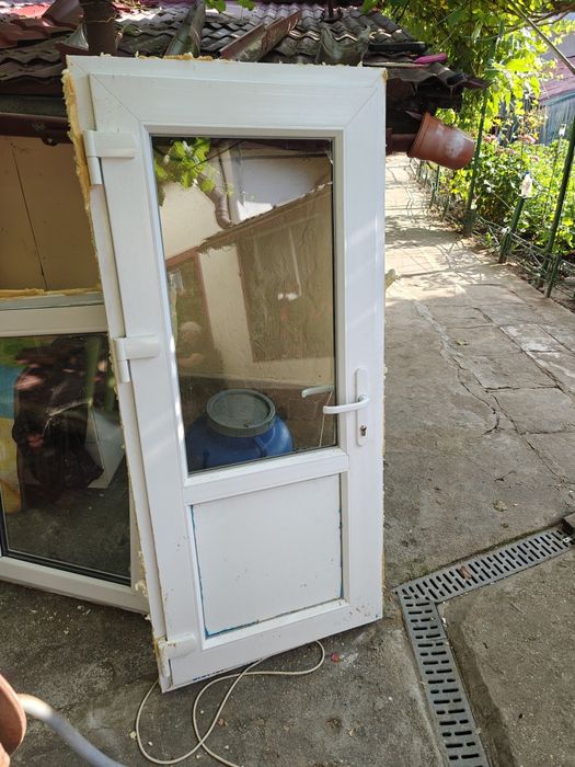 Ușa termopan mansarda