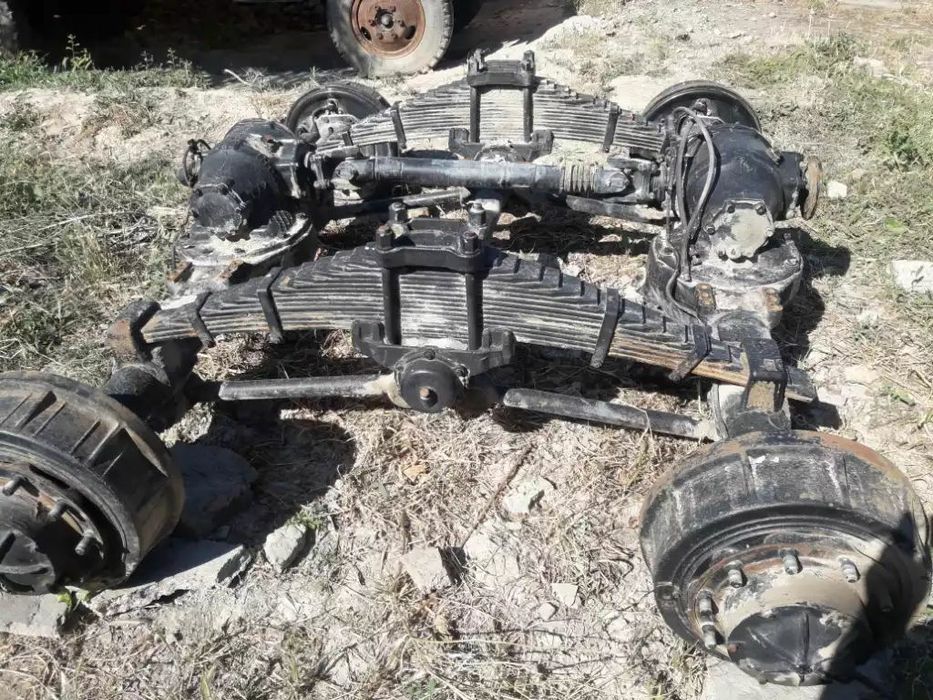 Урал мост передок