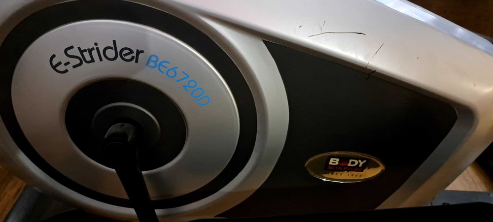 Продавам Кростренажор