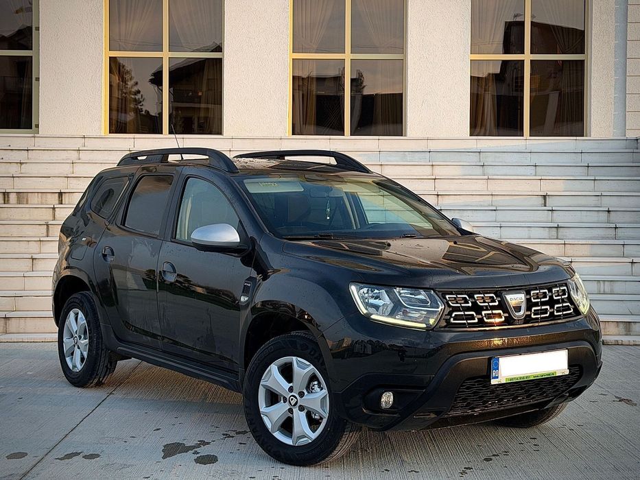 Dacia Duster 4x4”1,5Dci”Navi”Scaune incalzite”Senzori parcare”Variante auto
