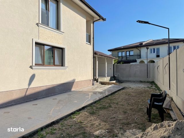 Vanzari Casa  CHITILA cartierul Tineretului