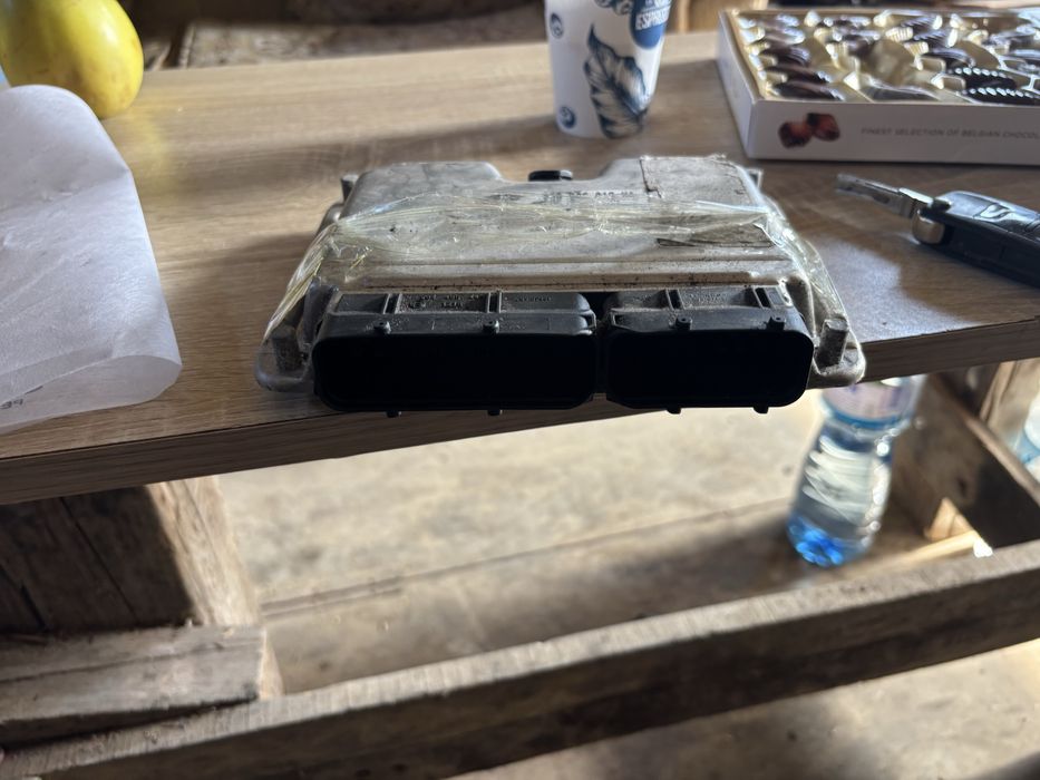 Компютър двигател Vw Шаран 1.9 тди 131кс  2002- 2008г