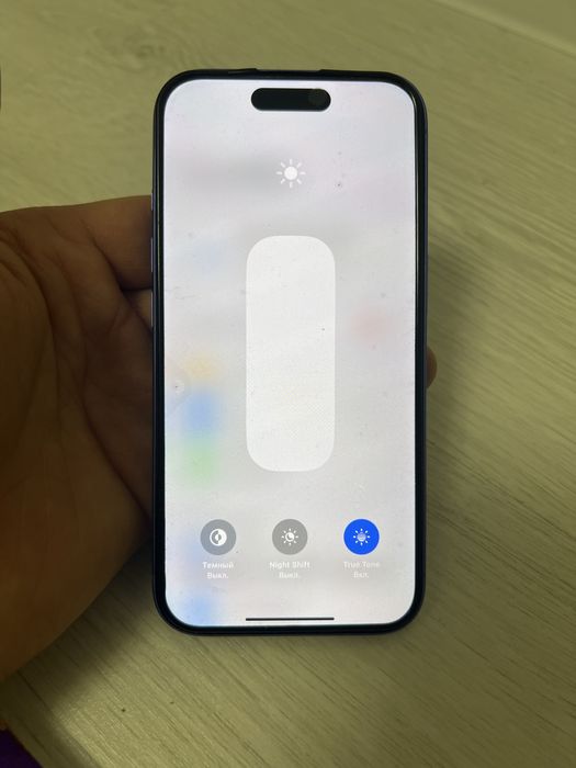 Продам айфон 16 128