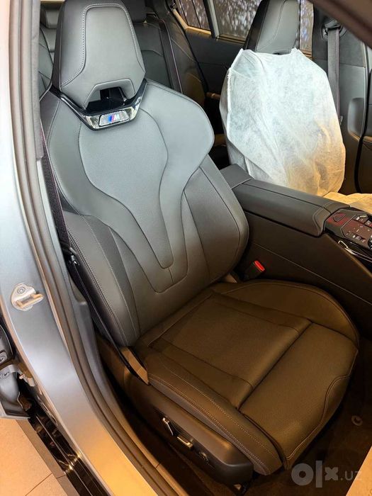 Продам новую BMW i5 M60 ! С официальной гарантией 8 лет+подарок