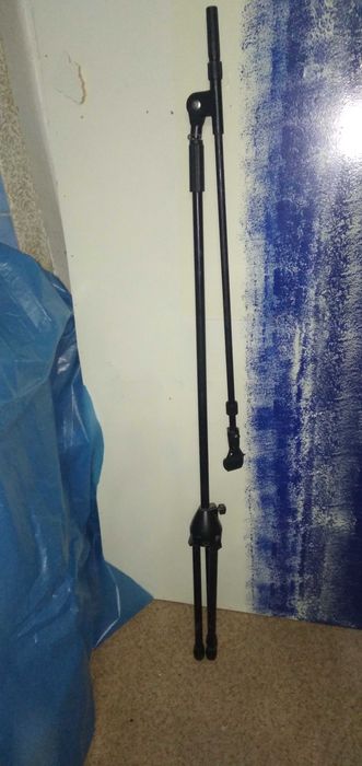 Штатив для микрофона б/у