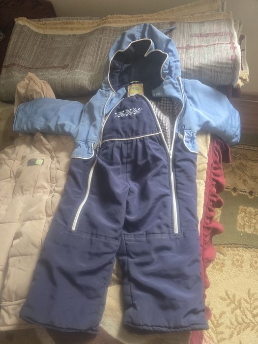 Продам детскии комбенезон