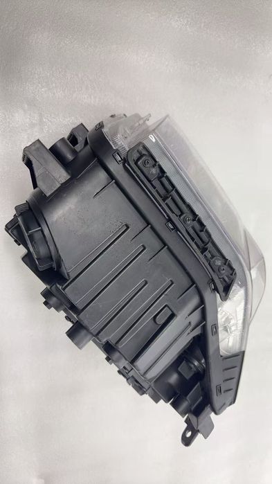 Фара  правая   Huyndai Mufasa