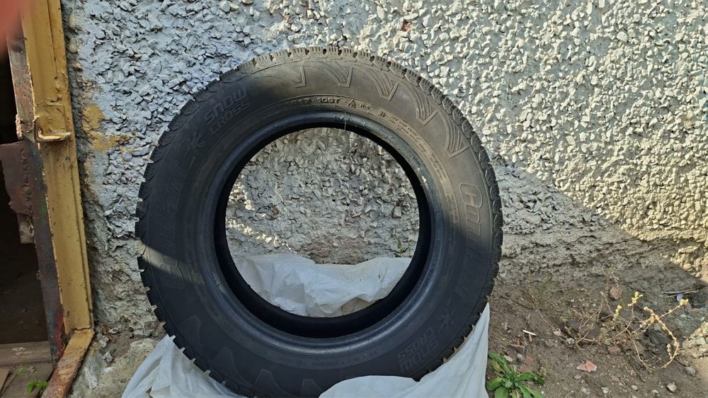 Зимние шины 225/65 R17