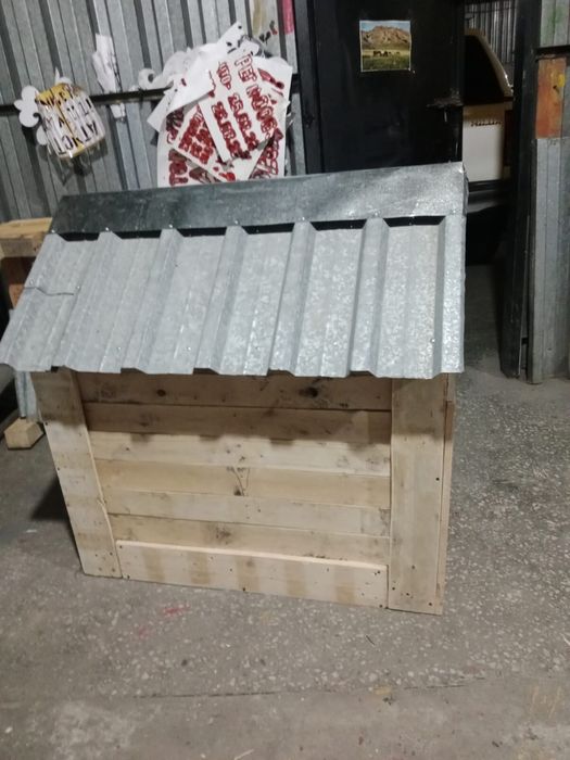 Бутки для собак из дерево