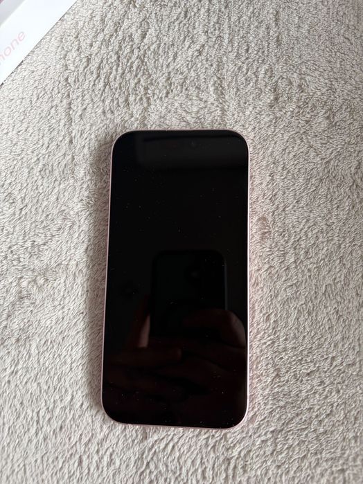 iPhone 15 , розов цвят , 128GB.