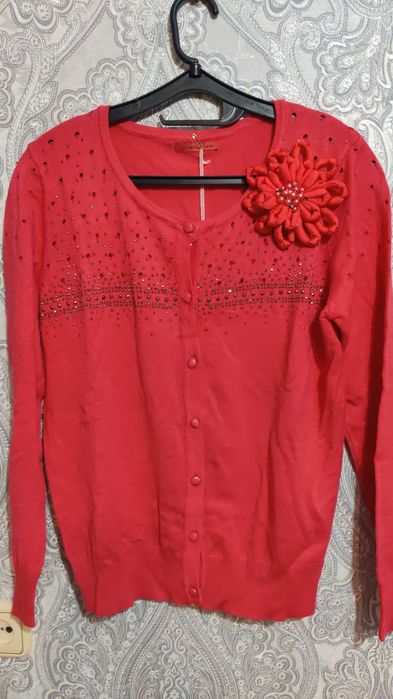 Продам женскую одежду