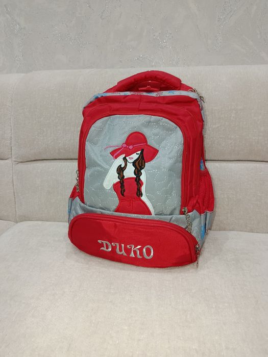 Qizlar uchun maktab popkasi sotiladi