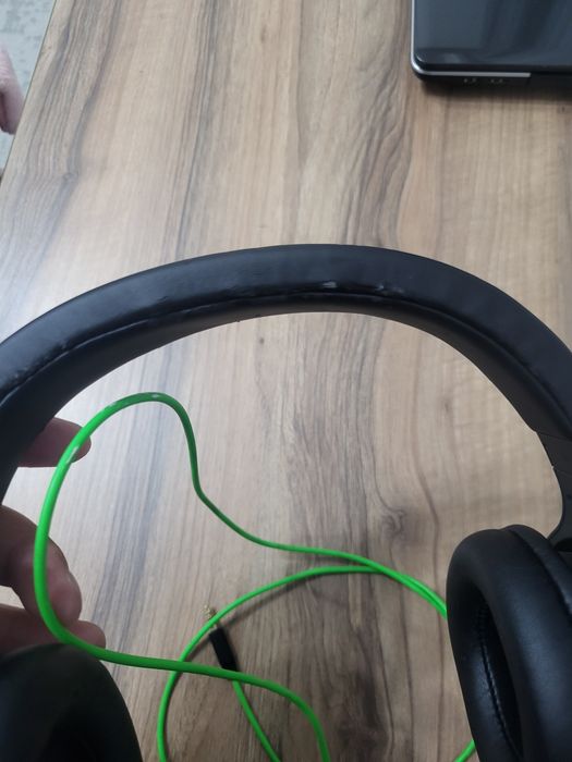 Наушники Razer Kraken Essential черный