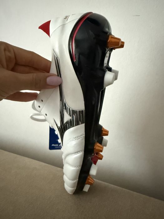 Ghete de fotbal mizuno piele naturala