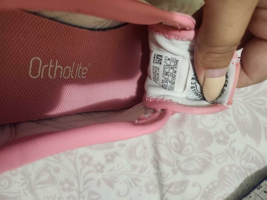 Дамски маратонки Adidas 36 номер