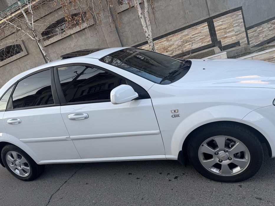 Chevrolet Gentra 3 pz Kraska toza  Lyuk abs soat bor