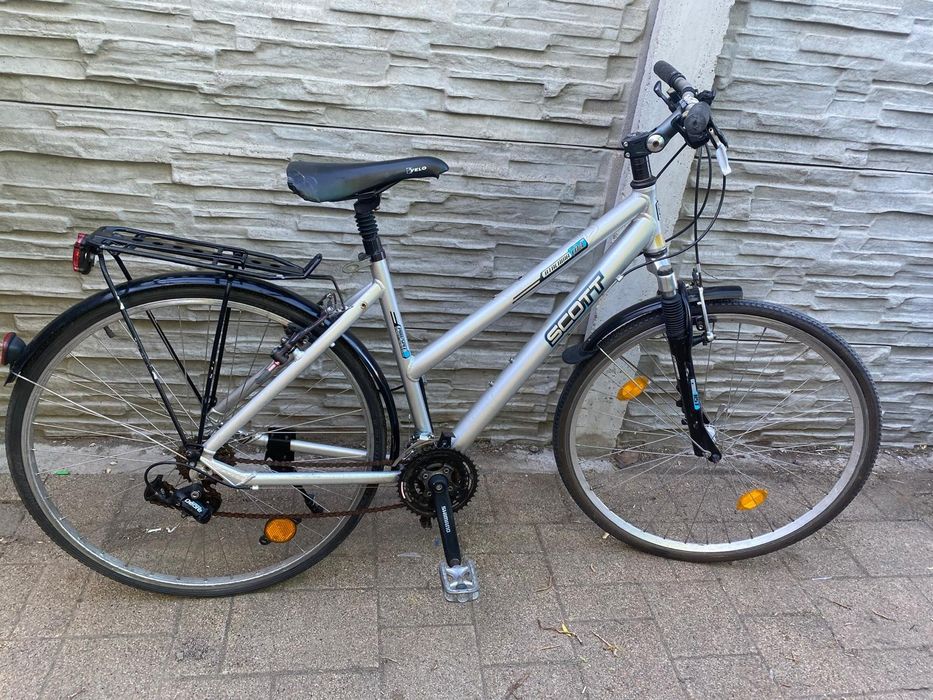 Biciclete și remorca